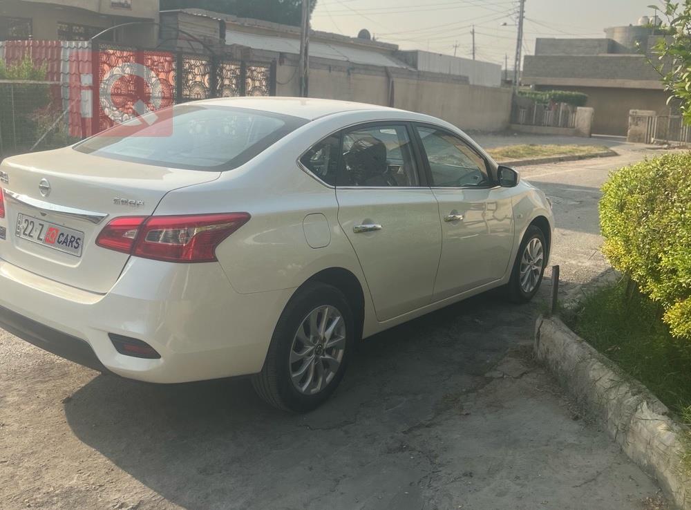 نیسان سێنترا